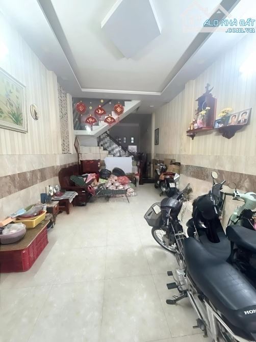 HẺM XE HƠI TRÁNH THÔNG HƯƠNG LỘ 2 MÃ LÒ 3 TẦNG 4M15M Không LỘ GIỚI Chỉ 6.4 TỶ - 2