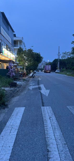Bán trục chính đường LÝ TỰ TRỌNG TP Từ  Sơn, Bắc Ninh / DT 76m2 MT 5m Giá 9,1 tỷ - 2