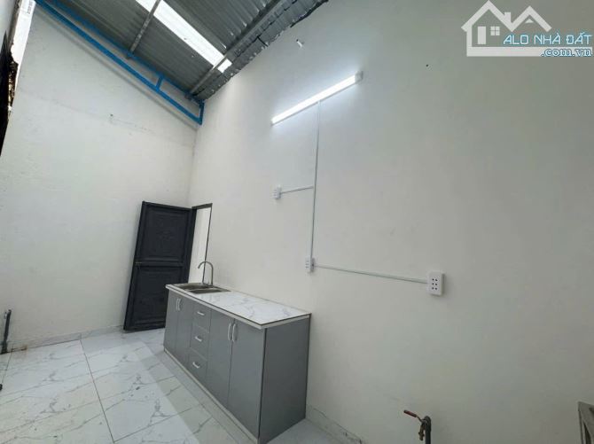 NHÀ MẶT TIỀN ĐƯỜNG NGUYỄN THỊ TƯ - PHÚ HỮU - QUẬN 9 - 128M2. - 2