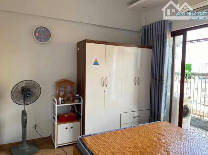 Cho thuê căn hộ 2PN giá 12 triệu Tòa 30T đường Mạc Thái Tổ, Cầu Giấy - 2