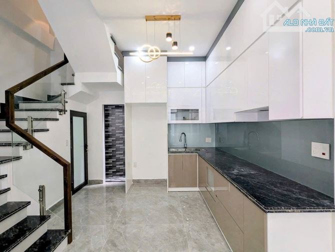 Hồ Sen -1 Căn Duy Nhất - 4 Tầng - 3 Tỷ 750 - Tây Nam - 2