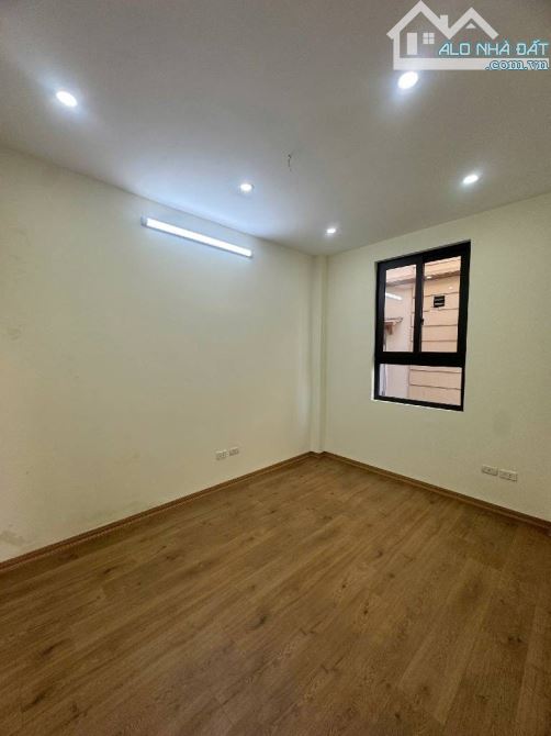 Nhà đẹp Tây mỗ xây mới ở ngay fun nội thất xin xoài - 2