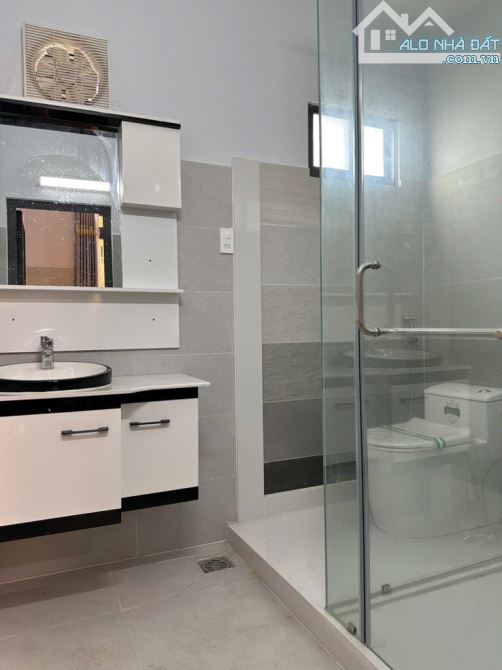 ✨ CHDV CAO CẤP LÊ CƠ – HẺM XE HƠI – LÔ GÓC 2 MẶT TIỀN – DÒNG TIỀN 60TR/THÁNG – 24 TỶ ✨ - 2
