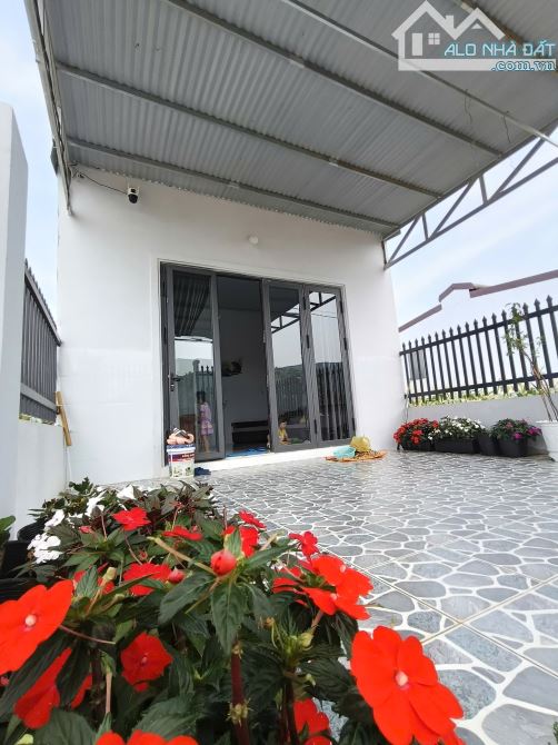Bán nhà xây cuối năm 2024 gần sân bay Liên Khương Lâm Đồng giá chỉ 1 tỷ 3 bao sổ - 2
