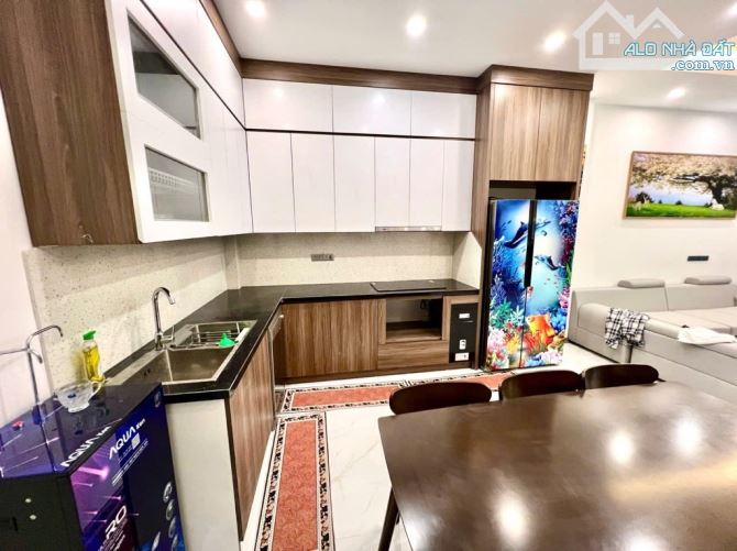 HƠN 5 TỶ . 30M RA Ô TÔ .  NGÕ THÔNG TRƯỚC NHÀ BA GÁC CHẠY .  38M2 . 4 TẦNG .4 NGỦ KHUNG CỘ - 2