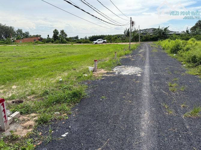 đất siêu đẹp, cách kcn Phước đông 4km. Sổ hồng riêng. 320tr - 2