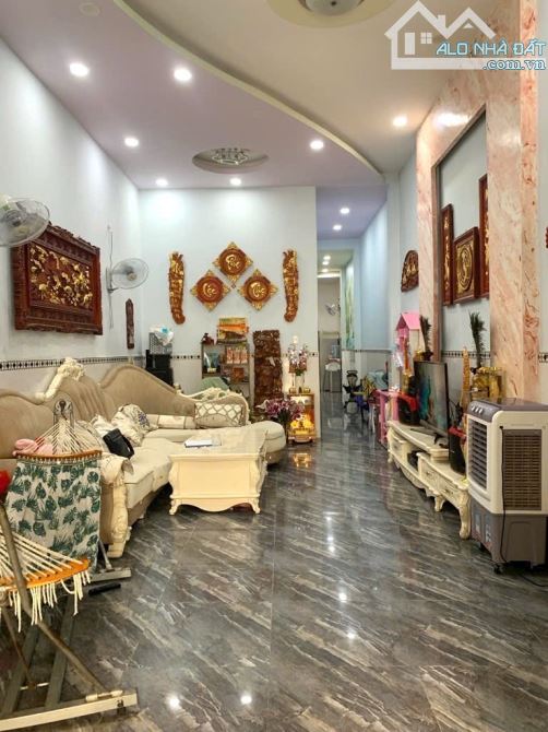 Nhà mới ở ngay hẻm 5m thông ĐÔNG HƯNG THUẬN 41, Q12, DT 96m2 (4 x 24), gần Cầu Tham Lương. - 2