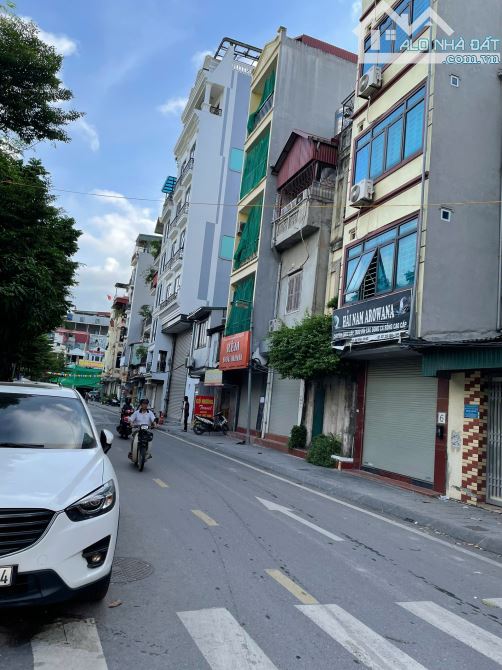 Bán toà văn phòng phố Nguyễn Hoàng, Nam Từ Liêm, 118m2, 10 tầng, 3 ô tránh, giá 65 tỷ - 2