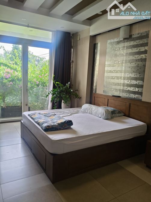 💣Biệt thự 3 tầng 125M2(6.7X18.5) ngay Uỷ ban nhân dân Quận 9 . 13.5Tỷ - 2
