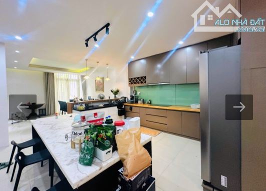 SIÊU PHẨM VILLA 3 TẦNG-MẶT TIỀN LÝ THÁI TỔ- HỘI AN - 2