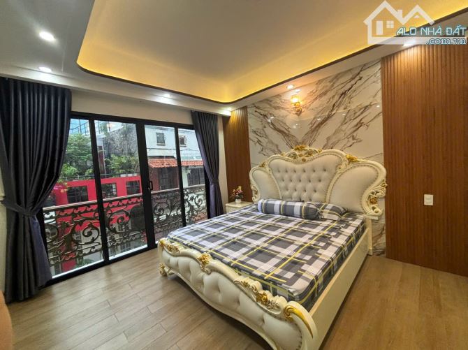 Bán nhà hẻm đẹp xe hơi Trần Quang Diệu Quận 3,DT:5x11m ,4 lầu mới giá 13.5 tỷ tl (LH KIm) - 2