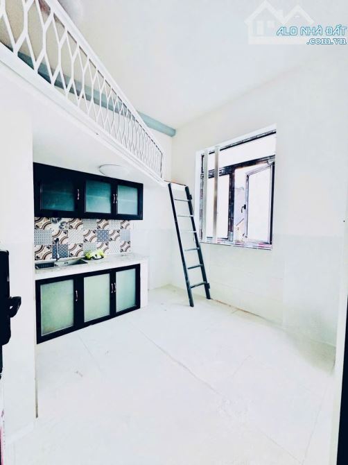 CHDV - LINH TRUNG - THỦ ĐỨC - 5 TẦNG - 90TR/THÁNG - GIÁ TỐT KHU VỰC - 2