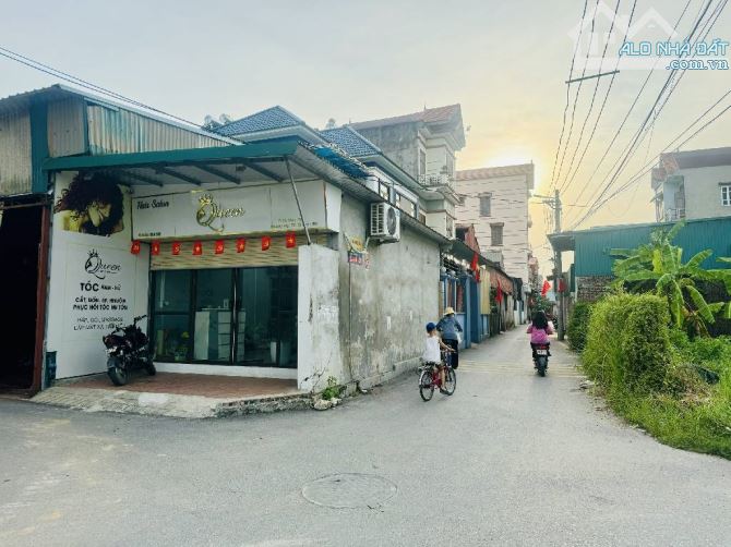 TỪ SƠN _BẮC NINH: Ô TÔ VÀO ĐẤT_GẦN NGAY CÁC KHU CÔNG NGHIỆP_DT 54,7M_ MT 5,7M_ GIÁ 1 TỶ 4 - 2