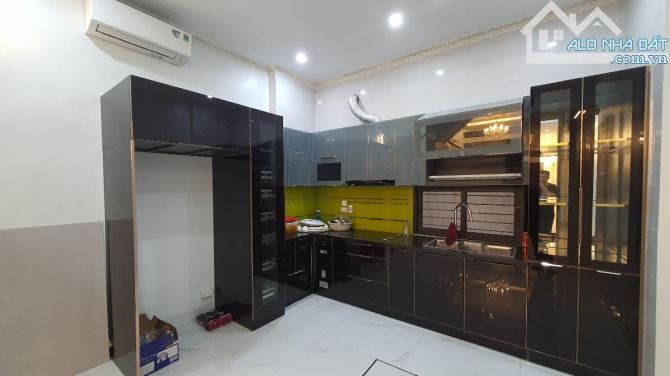 Bán gấp! Mặt phố Lương Ngọc Quyến, Văn Quán DT 61m2, 4 tầng, ô tô tránh, KD, chỉ 18.4 tỷ - 2