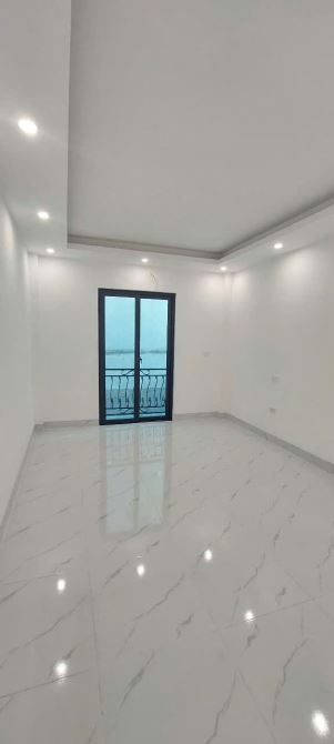Cần bán nhà 32m2x5T tại Quang Tiến-Nam Từ Liêm, gần Vin Tây Mỗ, cách Mỹ Đình 1km. LH 0984 - 2