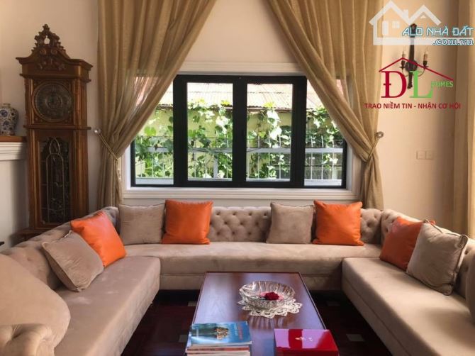Bán biệt thự Đà Lạt, đường Đinh Tiên Hoàng view Đồi Cù,khuôn viên 1400m2, giá 230 tỷ #1471 - 2