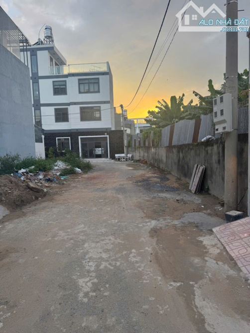 NHÀ ĐẸP GIÁ TỐT – HOÀNG MINH CHÁNH, HÓA AN, BIÊN HOÀ. 2Tỷ5 - 2