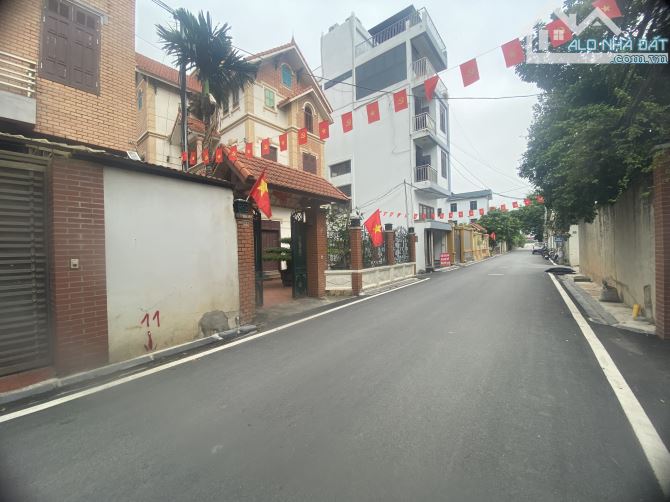 Cần bán đất chính chủ tại Đông Anh, DT 53m2, giá 5tỷ 200 - 2