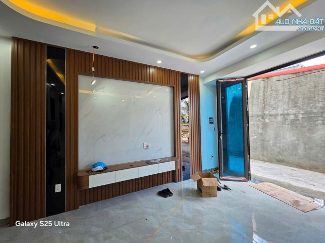 Nhà 3 tầng - Ngõ thông - Ô tô đỗ cửa - Gần chợ Đông Lãm - Pháp lý rõ ràng - 2