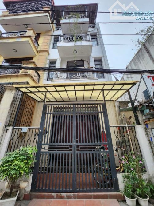 Bán nhà Gia Quất, ngay Ngọc Lâm 51m x 4T, oto tránh thông, kinh doanh chỉ 11 tỷ 4 còn tl. - 2