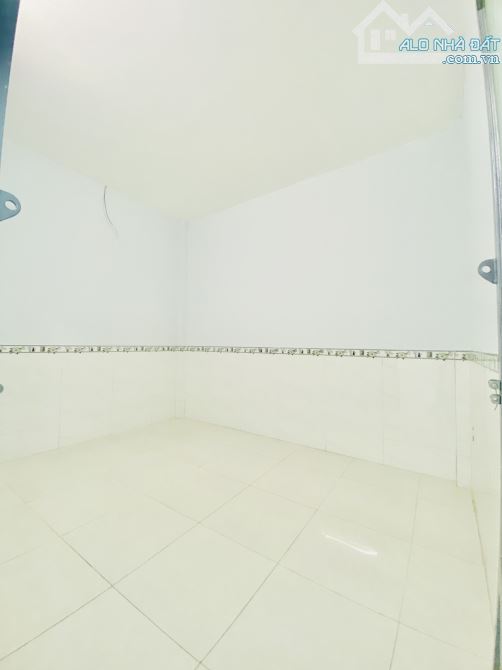 🏡 BÁN NHÀ PHAN VĂN HỚN – QUẬN 12 – DT 83M², NGANG 4.3M – HẺM NHỰA–CHỈ 6.2 TỶ–VÀO Ở NGAY - 2