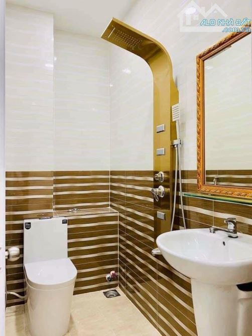 Nhà 1 tỷ 680 ngay sát mặt tiền Tỉnh Lộ 10 cách AEon Mall 1km, DT: 3,8x10m (2PN) - 2