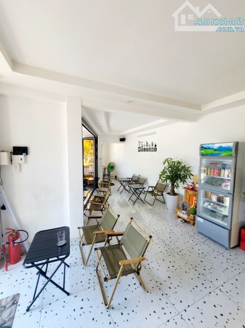 QUÁ HOT, KHÔNG THỂ BỎ LỠ: 15.8 TỶ - MẶT TIỀN TRƯỜNG SA Q.3 - 60M², NGANG 7M - 2