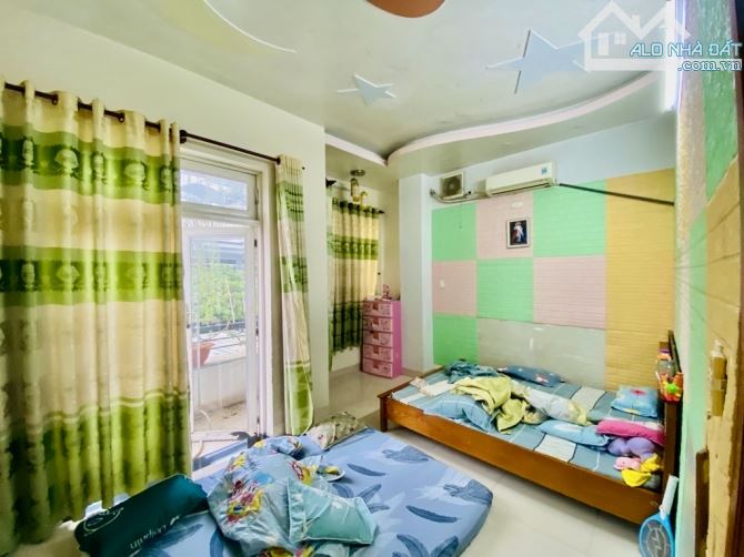 🌹NHÀ 3 TẦNG MẶT TIỀN ĐƯỜNG TRẦN THỊ ĐIỆU - PHƯỜNG PHƯỚC LONG B - 100m2 - GIÁ 10,xT 🧄🌹. - 2
