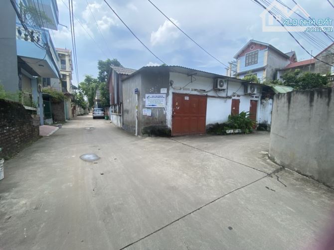 BÁN ĐẤT TT QUANG MINH – ĐƯỜNG RỘNG Ô TÔ VÀO ĐẤT .VỊ TRÍ VÀNG :DÂN CƯ ĐÔNG ĐÚC -MINH TẾ PHÁ - 2