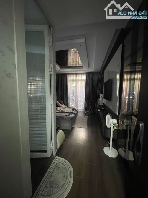TÂN PHÚ - ĐỘC LẬP - ĐƯỜNG XE TẢI - 5 TẦNG - 60M2 - GẦN CHUNG CƯ - KINH DOANH BUÔN BÁN ĐỈNH - 2