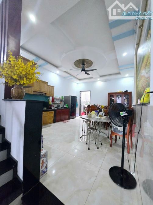 THÔNG SỐ HIẾM-RỘNG ĐẸP RẼ-BÁN NHÀ 4×27-3TẦNG-HXH TRƯỜNG CHINH Q.12-GẦN CHỢ LẠC QUANG-7.1T - 2