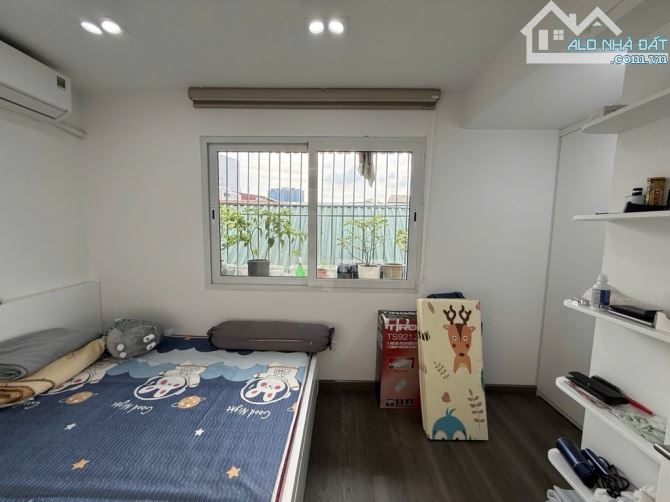 Bán căn nhà tập thể phương mai TT đống đa lô góc hai thoáng đẹp như chung cư ô tô đỗ cửa - 2