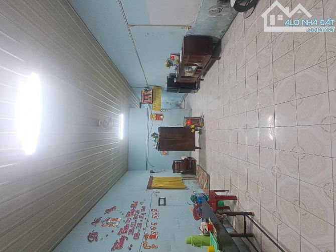 BÁN NHÀ LÔ GÓC 2 MẶT TIỀN HẺM Nguyễn Văn Quá  ĐÔNG HƯNG THUẬN QUẬN 12, DT 139M² (5.5× 23), - 2