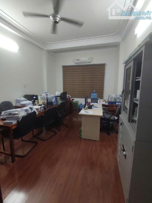 Nhà 5 tầng, 2 mặt đường  khu Đô Thị Mới Đại Kim - Giá 19 tỷ - 2