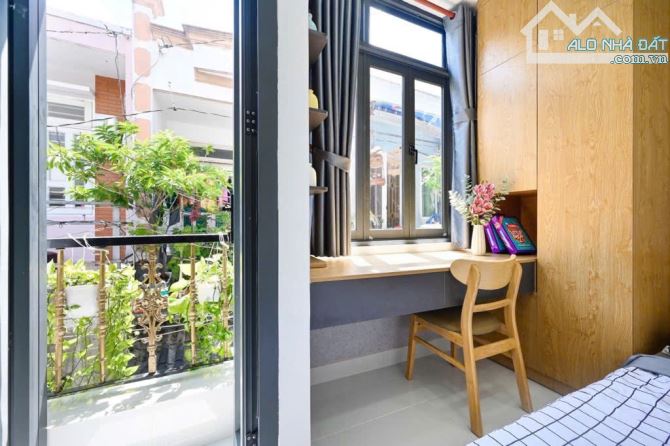 NHÀ MINI ĐẸP GÒ VẤP, GẦN EMART PHAN HUY ÍCH, 2PN, RA 5M LÀ HXH, GIÁ 2.85T - 2