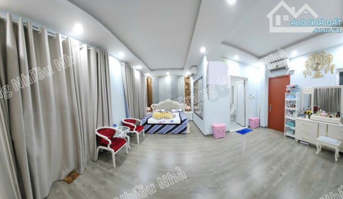 BIỆT THỰ NGỘP–RẺ HƠN 2-3 TỶ–KDC SADECO VEN SÔNG,P.TÂN PHONG,QUẬN 7,DT 7x18M - 2
