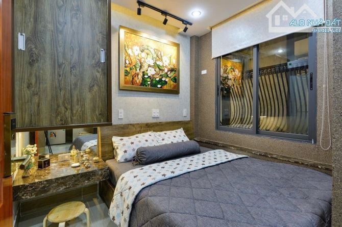 SIÊU PHẨM BIỆT THỰ 4 TẦNG 5M, ĐỀ THÁM, QUẬN 1 - CHỐT GẤP 5,4 TỶ - 2