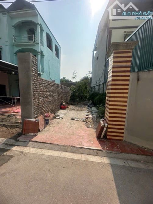 Bán 69m2 đất Phú Thị đường ô tô thông, kinh doanh - 2
