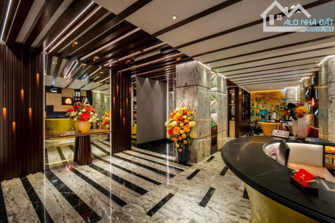 Dòng tiền 2 Tỷ/tháng - khách sạn mặt phố Hàng Gai 190m2, 10 Tầng, Mặt tiền 8m - Giá 218 Tỷ - 2