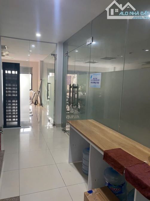 Bán toà Văn Phòng Mặt phố Nguyễn Hoàng Tôn DT 320m2 x 10 tầng, MT 11m, Giá 120 tỷ - 3