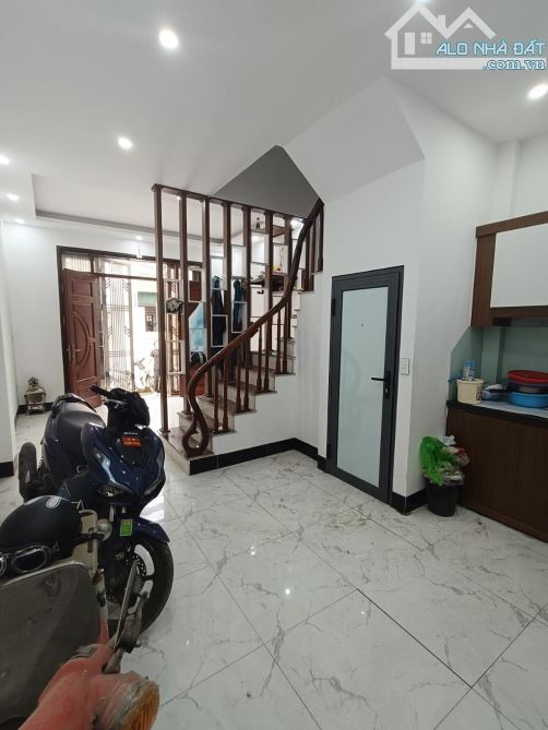 Bán nhà Vân Canh, 35m2, 5 tầng, 7 phòng ngủ, ô tô 7 chỗ vào nhà, kinh doanh, giá 5,8 tỷ. - 3