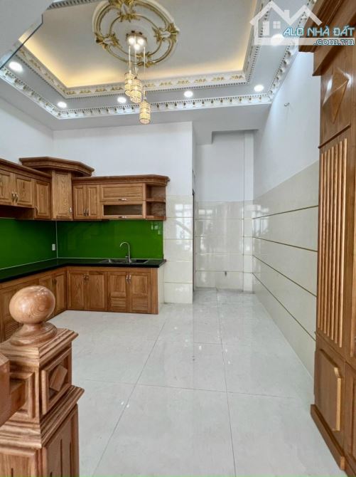 BÁN NHÀ TÂN BÌNH, GẦN MẶT TIỀN PHẠM VĂN BẠCH - TÂN SƠN, 65M2 - 3