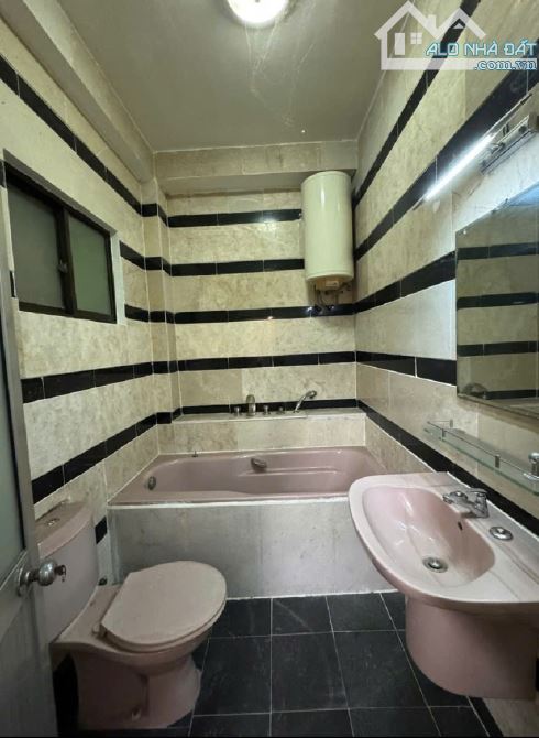 ĐẰNG CẤP-ĐIỆN BIÊN PHỦ-DAKAO-Q.1-XE HƠI ĐỖ CỔNG -DT: 55m2 (5,5x10) SỒ HỒNG A4-12.8 TỶ - 3