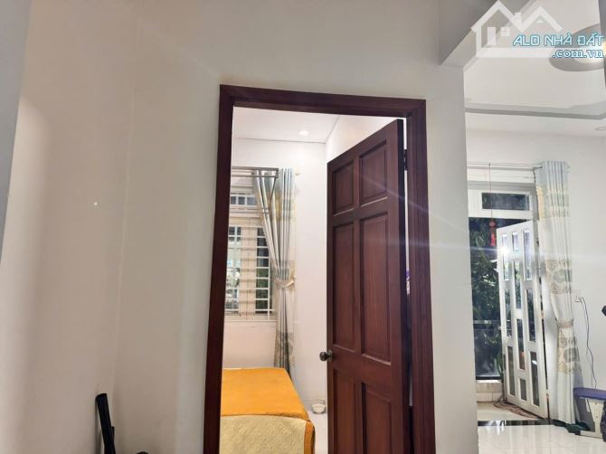 BÁN Nhà 2 tầng hoàn công đầy đủ ngay QL1K Dĩ An – 69m² (6x11.5m) Ô TÔ NGỦ NHÀ. 5,25T - 3
