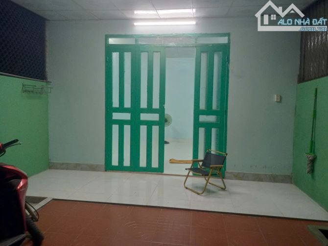 MỘT CĂN NHÀ TẠM PHƯỚC LONG ĐIỀN  CĂN NHÀ CẤP 4 XÂY Full  Dt 107 m 5x21 m thổ cư 80 m - 3