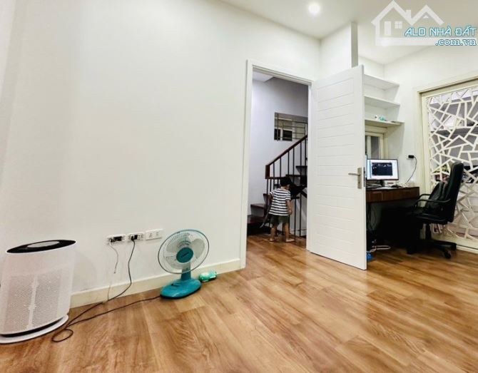 💥NHÀ ĐẸP 38m2 5 Tầng LÔ GÓC 2 THOÁNG, TT Cầu Giấy thông Dịch Vọng, gần CV Cầu Giấy - 3