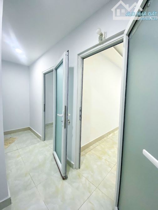 Quận 3 2 tầng 3 phòng ngủ, 49m2 sổ Hồng riêng hoàn công đủ, giá chủ chào chỉ 4.9tỷ còn bớt - 3