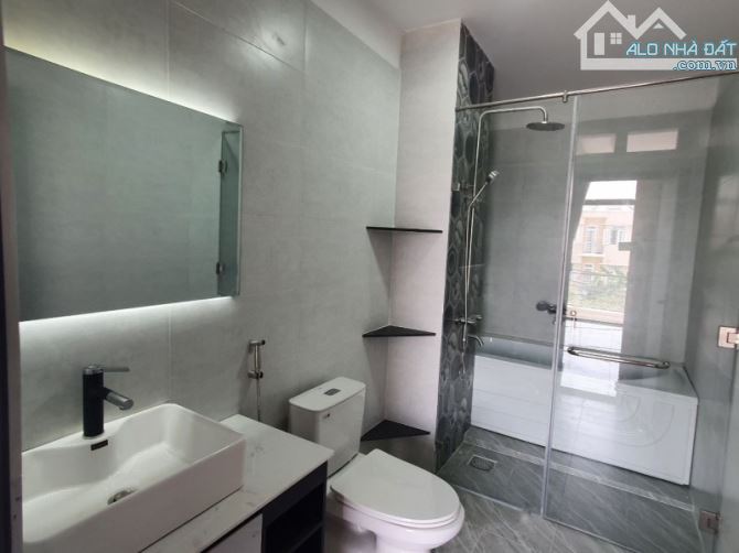 Nhà đẹp Võ Văn Hát - Xe Hơi Ngủ Nhà - 60m2 - Đường Rộng 6M - Giá nhỉnh 6 Tỷ. - 3