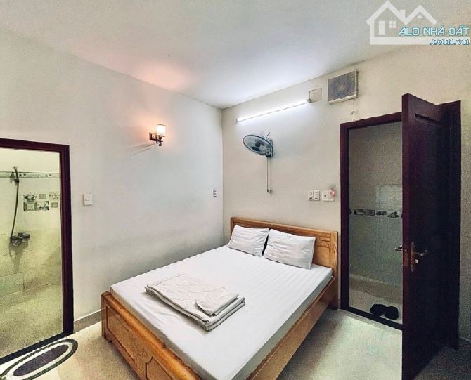 Bán KHÁCH SẠN 16 phòng_có THANG MÁY_ LÊ VĂN KHƯƠNG, Hiệp Thành Q12-TN 80 TRIEU/TH -14tx - 3