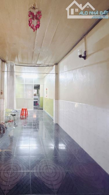 💥Bán nhà Q4 - hẻm 3G thông tứ tung - 50m2 SHR - 2 tầng HC đủ - nhỉnh 3 tỷ 🚙 - 3